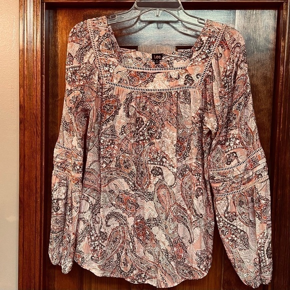 $5 ADD ON with $15+ Bundle Lee Boho‎ Floral Paisley Pullover Blouse Sz M EUC - Picture 1 of 13
